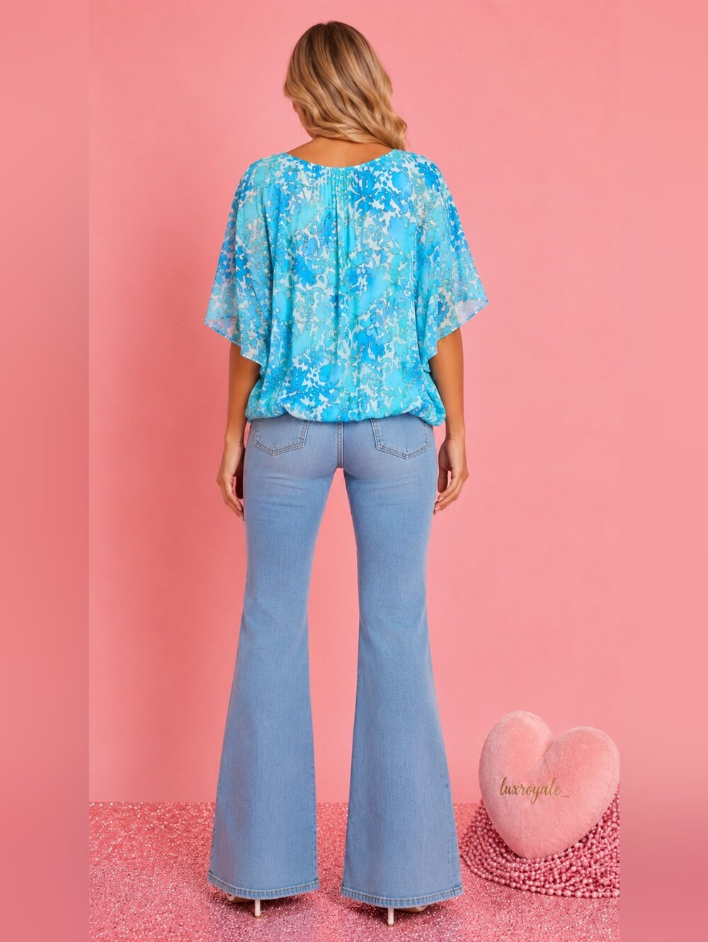 Jennifer Lopez Blue Floral Dolman Blouse Size Large Batwing Flowy Top - Picture 2 of 5